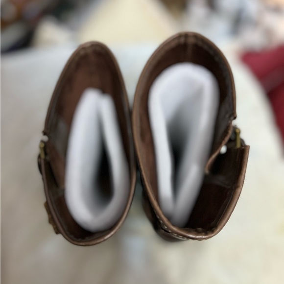 Like New, Mid Calf Leather Boots size 36 - Picture 5 of 5